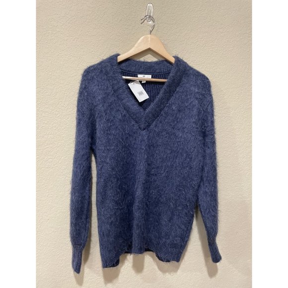 BP. Deep V-Neck Fuzzy Tunic Sweater in Blue Size Small New with Tags - Picture 2 of 4